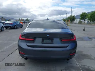 2021 BMW 3 Series 330i z VIN 3MW5R1J03M8B78350, wystawiony jako IAAI lot #42255695 z przebiegiem 49 158 mil mil oraz . Historia ofert i sprzedaży dostępna na DreamBid. Obrazek 16.