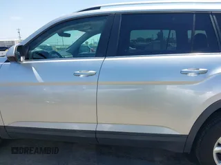 2018 Volkswagen Atlas SE with VIN 1V2DP2CA3JC599181, listed as a IAAI auction lot 42293017 with 70,589 mi miles and . Bid and sale history available at DreamBid. Image 15.