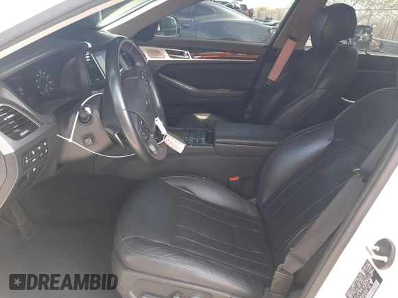 2018 Genesis G80 3.8L z VIN KMHGN4JE6JU225868, wystawiony jako Copart lot #52795435 z przebiegiem 130 974 mil mil oraz Szkody całkowita. Historia ofert i sprzedaży dostępna na DreamBid. Obrazek 7.
