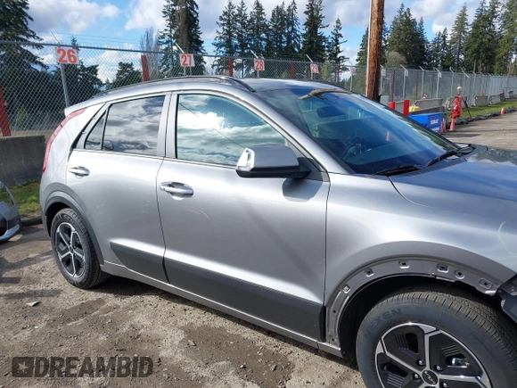 2024 Kia Niro EX Touring with VIN KNDCR3LE4R5148891, listed as a IAAI auction lot 41817925 with 12,333 mi miles. Bid and sale history available at carsss.com. Image 14.