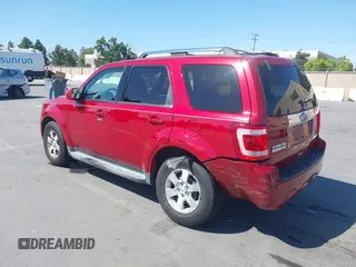 2010 Ford Escape Limited z VIN 1FMCU9EG8AKB12381, wystawiony jako IAAI lot #42385229 z przebiegiem 141 657 mil mil oraz . Historia ofert i sprzedaży dostępna na DreamBid. Obrazek 3.