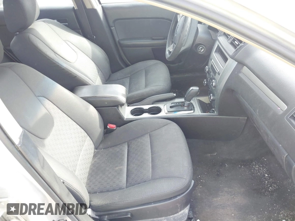 2012 Ford Fusion SE with VIN 3FAHP0HA4CR105663, listed as a IAAI auction lot 41805943 with 359,046 mi miles and . Bid and sale history available at DreamBid. Image 5.
