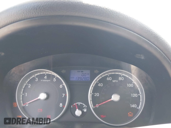 2010 Hyundai Accent GLS с VIN KMHCN4AC8AU460043, выставлен на аукционе IAAI как лот 42353548 с пробегом 139 280 миль миль и . История ставок и продаж доступна на DreamBid. Изображение 7.