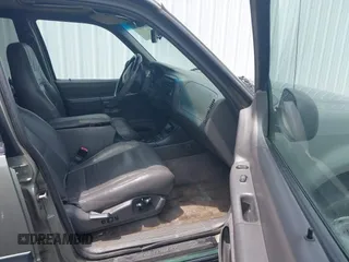 1999 Mercury Mountaineer с VIN 4M2ZU55P2XUJ06929, выставлен на аукционе IAAI как лот 42208390 с пробегом 254 186 миль миль и . История ставок и продаж доступна на DreamBid. Изображение 5.