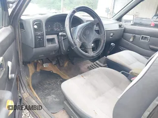1995 Nissan Frontier XE with VIN 1N6SD16S9SC447310, listed as a IAAI auction lot 42367096 with 298,275 mi miles and . Bid and sale history available at DreamBid. Image 5.