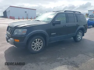 2008 Ford Explorer XLT z VIN 1FMEU73E98UA29846, wystawiony jako IAAI lot #42824300 z przebiegiem 198 198 mil mil oraz . Historia ofert i sprzedaży dostępna na DreamBid. Obrazek 2.