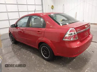 2009 Chevrolet Aveo 1LT with VIN KL1TD56E19B612668, listed as a IAAI auction lot 42136750 with 110,933 mi miles and . Bid and sale history available at DreamBid. Image 3.