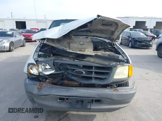 2004 Ford F-150 XL z VIN 2FTRF17254CA24554, wystawiony jako IAAI lot #42069797 z przebiegiem 278 572 mil mil oraz . Historia ofert i sprzedaży dostępna na DreamBid. Obrazek 12.