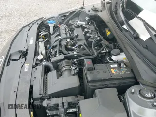 2024 Hyundai Elantra SE z VIN KMHLL4DGXRU817934, wystawiony jako IAAI lot #42659416 z przebiegiem 13 497 mil mil oraz . Historia ofert i sprzedaży dostępna na DreamBid. Obrazek 24.