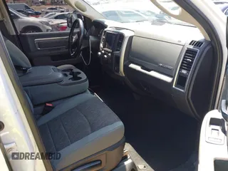 2019 Ram 1500 SLT с VIN 1C6RR6TT5KS608648, выставлен на аукционе IAAI как лот 42311741 с пробегом 112 883 миль миль и . История ставок и продаж доступна на DreamBid. Изображение 5.