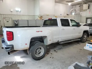 2016 Chevrolet Silverado 3500HD LT with VIN 1GC4KZC86GF273968, listed as a Copart auction lot 70715463 with 193,082 mi miles and Salvage Title. Bid and sale history available at carsss.com. Image 3.
