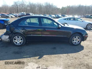 2005 Mercedes-Benz E 320 with VIN WDBUF82J55X177595, listed as a IAAI auction lot 41621451 with 112,737 mi miles and . Bid and sale history available at carsss.com. Image 13.