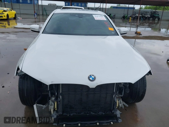 2019 BMW 5 Series 540i xDrive with VIN WBAJE7C50KWW11147, listed as a IAAI auction lot 42471644 with 44,144 mi miles and . Bid and sale history available at DreamBid. Image 13.