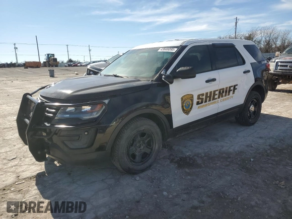 2017 Ford Police Interceptor Utility z VIN 1FM5K8AR0HGC25724, wystawiony jako Copart lot #43608095 z przebiegiem Nie podano mil oraz Szkody całkowita. Historia ofert i sprzedaży dostępna na DreamBid. Obrazek 1.