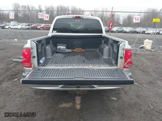 2006 Dodge Dakota SLT with VIN 1D7HW48N76S639553, listed as a IAAI auction lot 41810258 with 140,745 mi miles. Bid and sale history available at carsss.com. Image 16.