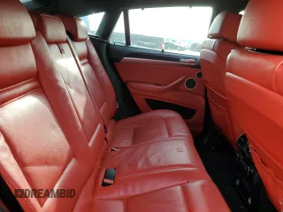 2014 BMW X6 M with VIN 5YMGZ0C50E0C40212, listed as a Copart auction lot 85447564 with 0 mi miles and Clean Title. Bid and sale history available at carsss.com. Image 10.
