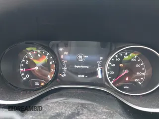 2021 Jeep Compass Altitude z VIN 3C4NJCBB3MT585670, wystawiony jako IAAI lot #40813345 z przebiegiem 59 152 mil mil oraz . Historia ofert i sprzedaży dostępna na DreamBid. Obrazek 7.