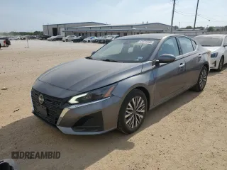 2023 Nissan Altima SV z VIN 1N4BL4DV2PN384931, wystawiony jako Copart lot #53074165 z przebiegiem 34 339 mil mil oraz Czysty tytuł • Clean title. Historia ofert i sprzedaży dostępna na DreamBid. Obrazek 1.