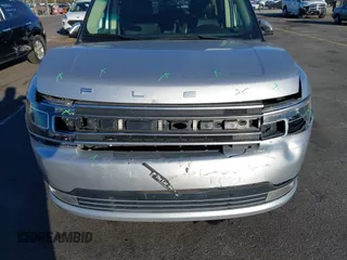 2013 Ford Flex Limited with VIN 2FMHK6D83DBD02351, listed as a IAAI auction lot 40977231 with 194,651 mi miles. Bid and sale history available at carsss.com. Image 6.