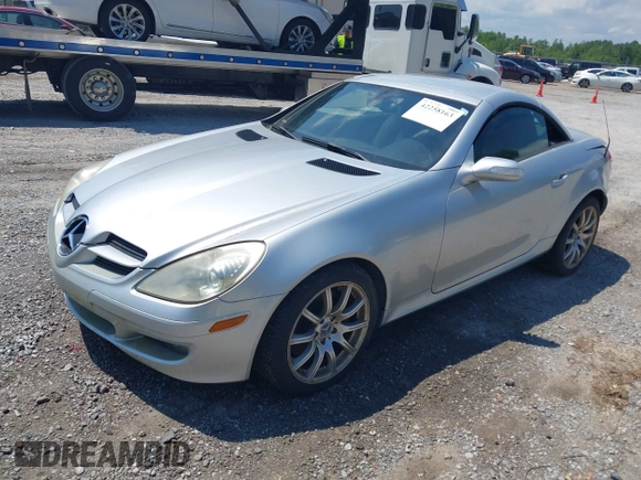 2005 Mercedes-Benz SLK 230/320 with VIN WDBWK56F55F049419, listed as a IAAI auction lot 42258163 with 36,803 mi miles and . Bid and sale history available at DreamBid. Image 2.