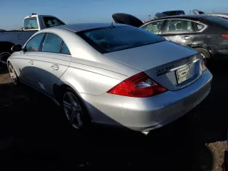 2006 Mercedes-Benz CLS-Class with VIN WDDDJ75X36A020636, listed as a Copart auction lot 77382474 with 133,649 mi miles and Salvage Title. Bid and sale history available at carsss.com. Image 2.