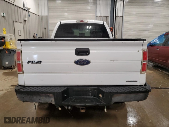 2014 Ford F-150 XL z VIN 1FTFW1EFXEKG12844, wystawiony jako Copart lot #58080785 z przebiegiem 177 943 mil mil oraz Czysty tytuł • Clean title. Historia ofert i sprzedaży dostępna na DreamBid. Obrazek 6.
