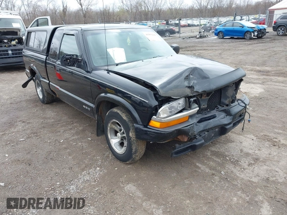 2001 Chevrolet S-10 LS with VIN 1GCCS19W818112858, listed as a IAAI auction lot 41955250 with 185,516 mi miles and . Bid and sale history available at DreamBid. Image 1.