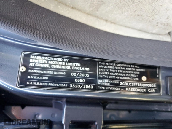 2005 Bentley Arnage R z VIN SCBLC37F65CX10805, wystawiony jako Copart lot #80332124 z przebiegiem Nie podano mil oraz Nie do naprawy • Non repairable. Historia ofert i sprzedaży dostępna na DreamBid. Obrazek 13.