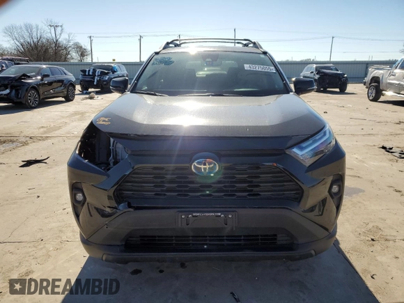 2023 Toyota RAV4 Hybrid XLE with VIN 2T3UWRFV4PW179172, listed as a Copart auction lot 43275055 with 39,753 mi miles and Salvage Title. Bid and sale history available at carsss.com. Image 5.