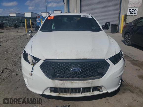 2014 Ford Police Interceptor with VIN 1FAHP2MK2EG148340, listed as a Copart auction lot 50570275 with 55,471 mi miles and Salvage title. Bid and sale history available at DreamBid. Image 5.