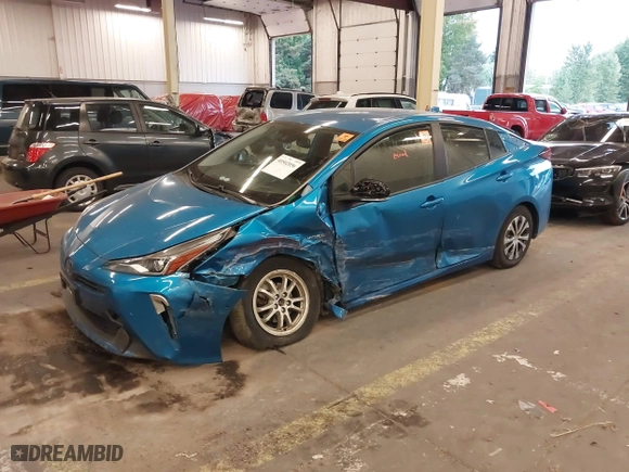 2022 Toyota Prius LE with VIN JTDL9MFU8N3032821, listed as a IAAI auction lot 40502056 with 70,009 mi miles. Bid and sale history available at carsss.com. Image 17.