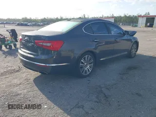 2016 Kia Cadenza Premium with VIN KNALN4D76G5207273, listed as a IAAI auction lot 42018231 with 92,460 mi miles. Bid and sale history available at carsss.com. Image 4.
