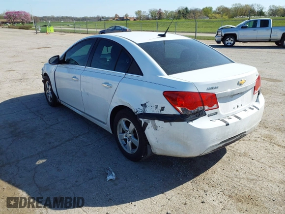 2014 Chevrolet Cruze 1LT with VIN 1G1PC5SB0E7261699, listed as a IAAI auction lot 42011008 with 164,699 mi miles and . Bid and sale history available at DreamBid. Image 3.
