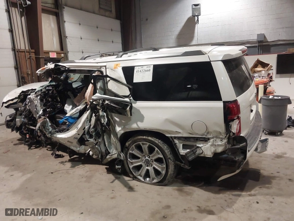 2017 Chevrolet Suburban Premier with VIN 1GNSKJKC6HR402877, listed as a IAAI auction lot 41422660 with 117,736 mi miles. Bid and sale history available at carsss.com. Image 13.