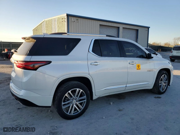 2023 Chevrolet Traverse High Country with VIN 1GNEVNKWXPJ334098, listed as a Copart auction lot 84103304 with 10,977 mi miles and Salvage Title. Bid and sale history available at carsss.com. Image 3.