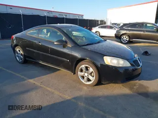 2006 Pontiac G6 GT with VIN 1G2ZH158064261302, listed as a IAAI auction lot 41790419 with 189,054 mi miles. Bid and sale history available at carsss.com. Image 1.