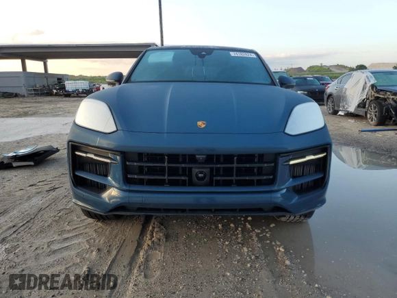 2024 Porsche Cayenne S with VIN WP1BL2AY5RDA62305, listed as a Copart auction lot 74182824 with 1,137 mi miles and Salvage title. Bid and sale history available at DreamBid. Image 5.