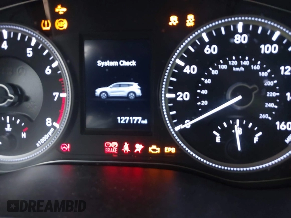 2019 Hyundai Santa Fe SE with VIN 5NMS2CAD5KH053852, listed as a IAAI auction lot 41962062 with 127,177 mi miles. Bid and sale history available at carsss.com. Image 7.