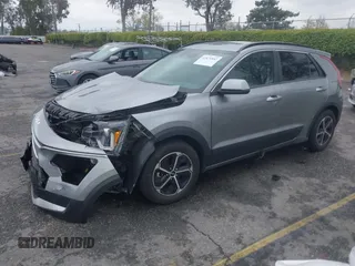 2023 Kia Niro LX with VIN KNDCP3LE5P5090549, listed as a IAAI auction lot 41874882 with 25,894 mi miles. Bid and sale history available at carsss.com. Image 17.