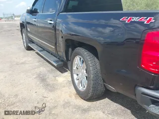 2015 Chevrolet Silverado 1500 High Country with VIN 3GCUKTEC9FG355379, listed as a IAAI auction lot 41923900 with 253,497 mi miles. Bid and sale history available at carsss.com. Image 20.