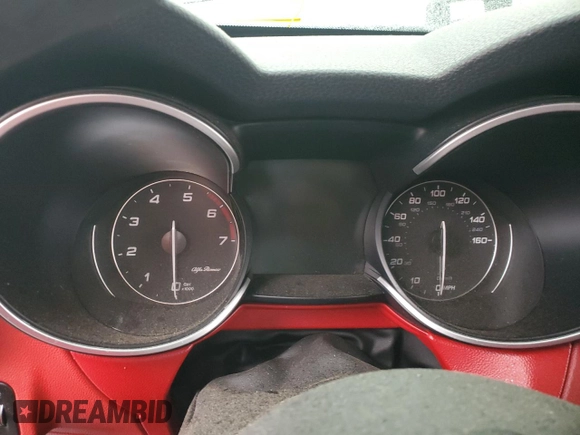 2018 Alfa Romeo Stelvio z VIN ZASFAKAN7J7B72474, wystawiony jako Copart lot #58086545 z przebiegiem Nie podano mil oraz Czysty tytuł • Clean title. Historia ofert i sprzedaży dostępna na DreamBid. Obrazek 9.