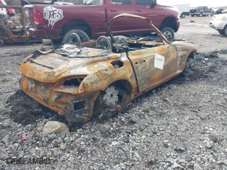 2006 Chrysler Crossfire Limited with VIN 1C3AN65LX6X061386, listed as a IAAI auction lot 41666885 with 1 mi miles. Bid and sale history available at carsss.com. Image 4.