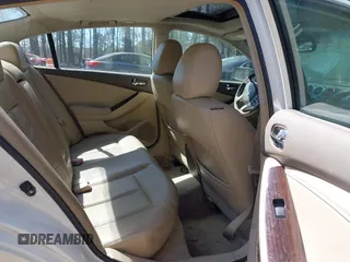 2010 Nissan Altima 3.5 SR with VIN 1N4BL2AP8AN538141, listed as a IAAI auction lot 41886965 with 156,364 mi miles. Bid and sale history available at carsss.com. Image 8.