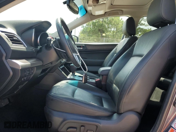 2017 Subaru Outback Limited z VIN 4S4BSAKC9H3266333, wystawiony jako Copart lot #63761005 z przebiegiem 83 461 mil mil oraz Szkoda całkowita • Salvage title. Historia ofert i sprzedaży dostępna na DreamBid. Obrazek 7.