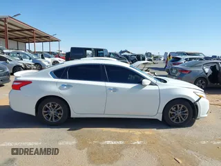 2016 Nissan Altima S z VIN 1N4AL3AP4GN382092, wystawiony jako IAAI lot #42244298 z przebiegiem 161 572 mil mil oraz . Historia ofert i sprzedaży dostępna na DreamBid. Obrazek 13.