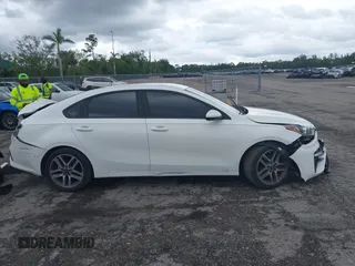 2019 Kia Forte S z VIN 3KPF34AD3KE119391, wystawiony jako IAAI lot #41990111 z przebiegiem 21 904 mil mil oraz . Historia ofert i sprzedaży dostępna na DreamBid. Obrazek 13.