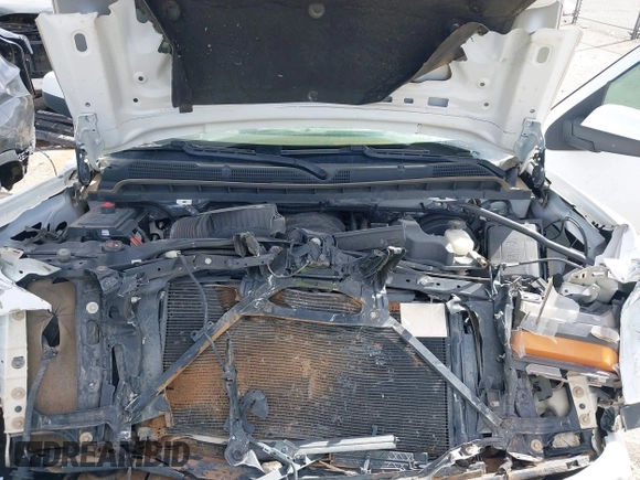 2018 Chevrolet Silverado 1500 LT with VIN 3GCUKREC9JG316576, listed as a IAAI auction lot 41830992 with 153,467 mi miles. Bid and sale history available at carsss.com. Image 10.