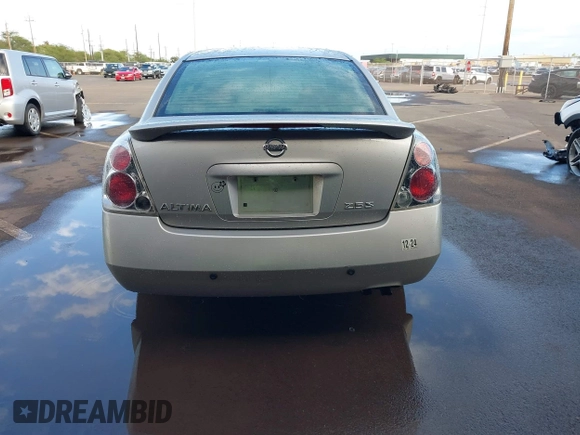 2006 Nissan Altima 2.5 S with VIN 1N4AL11EX6N303185, listed as a IAAI auction lot 41423674 with 240,388 mi miles. Bid and sale history available at carsss.com. Image 16.