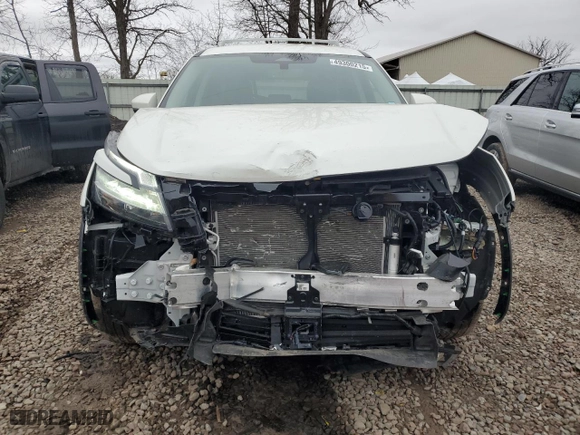 2024 Nissan Pathfinder SL with VIN 5N1DR3CC2RC280249, listed as a Copart auction lot 49300215 with 6,479 mi miles and Salvage Title. Bid and sale history available at carsss.com. Image 5.