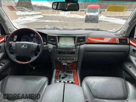 2008 Lexus LX 570 with VIN JTJHY00W384010538, listed as a Copart auction lot 45360265 with 176,672 mi miles and Clean Title. Bid and sale history available at carsss.com. Image 7.